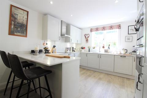 10 Fuggle Drive, Tenterden, TN30 6FJ