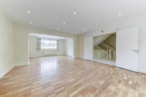 4 bedroom house to rent - Old Church Street, SW3