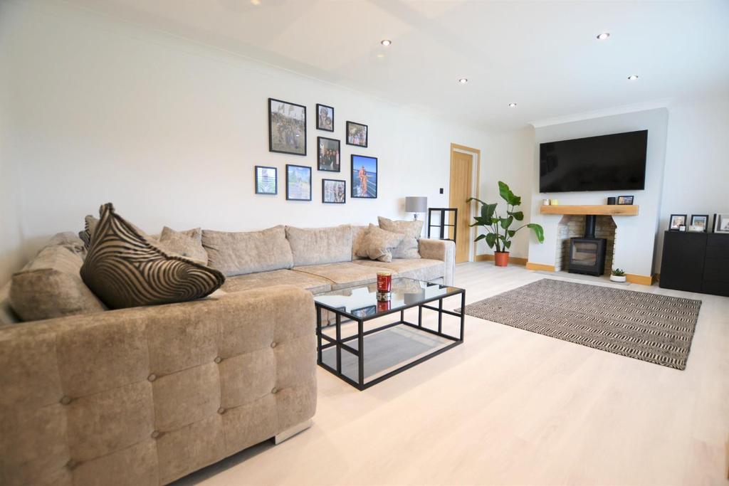 Headley Lane, Headley Park, Bristol, BS13 3 bed detached house for sale