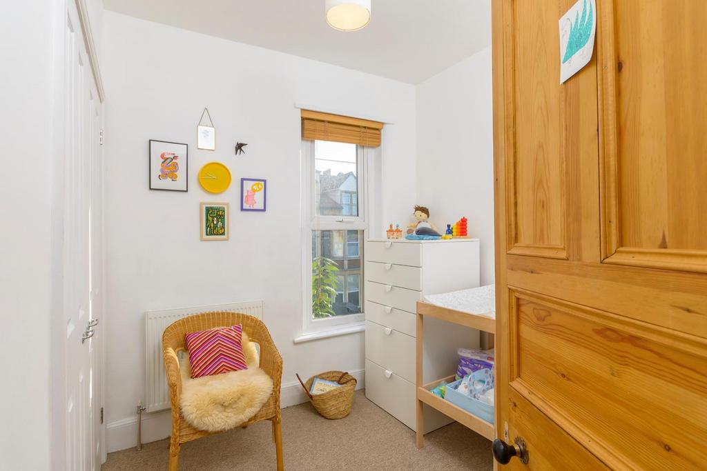 DAORNOTNIMDAB30 - Bedroom L.jpg