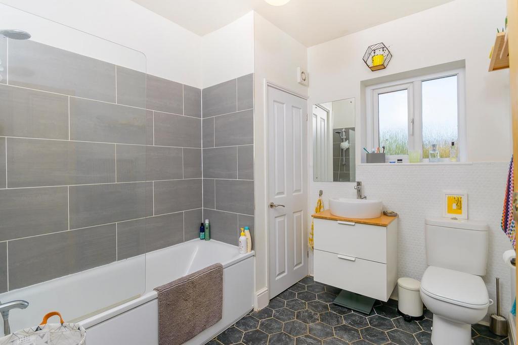 DAORNOTNIMDAB30 - Bathroom B.jpg