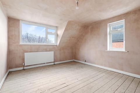16a Pitchers Hill, Wickhamford, Evesham, WR11 7RT