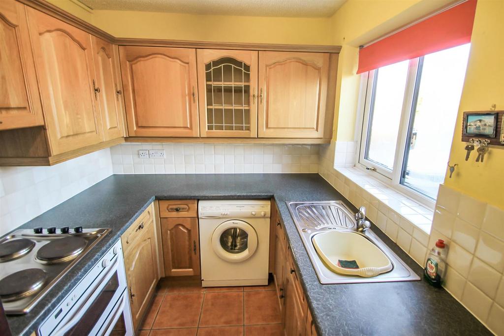 Honey Meadow, Ludlow 2 bed terraced house £179,500