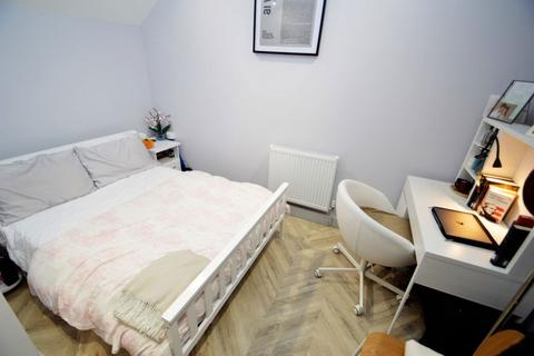 2 bedroom flat to rent, Chapel Mews, Durham, DH1