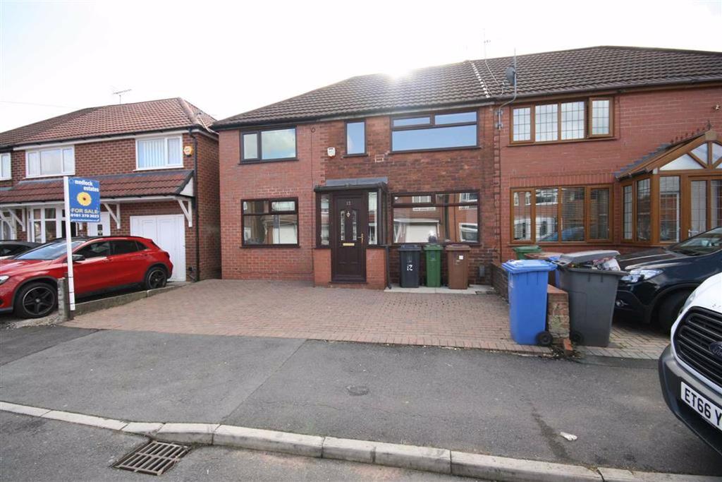 Marina Road, Droylsden 4 bed semidetached house for sale £249,950