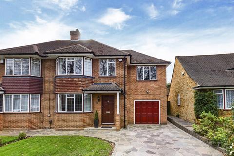 34 The Gallop, South Croydon, CR2 7LP