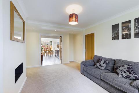 34 The Gallop, South Croydon, CR2 7LP