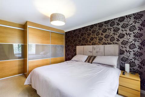 34 The Gallop, South Croydon, CR2 7LP