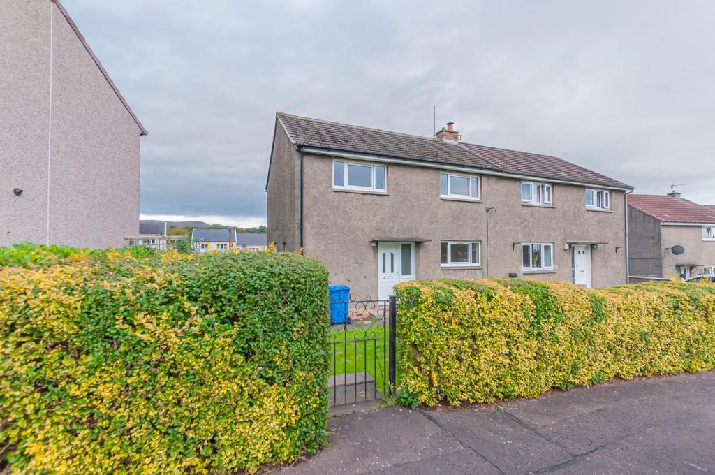 Lornshill Crescent, Alloa 3 bed semidetached house £795 pcm (£183 pw)