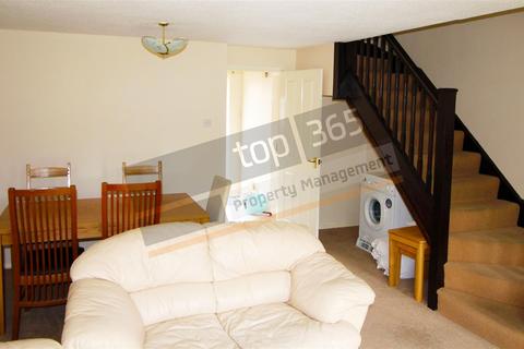 3 bedroom semi-detached house to rent - *£130pppw Excluding* Hinchin Brook, Lenton, NOTTINGHAM NG7