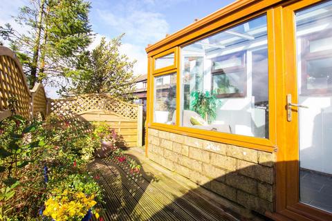 12 Blacksnape Road, Hoddlesden, Darwen, BB3 3PN