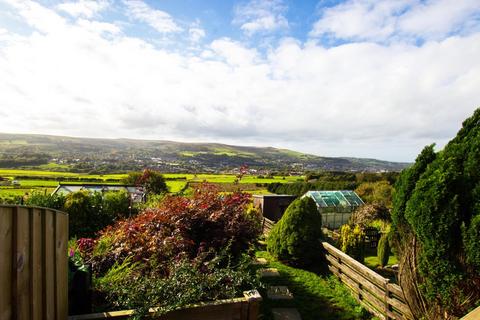 12 Blacksnape Road, Hoddlesden, Darwen, BB3 3PN