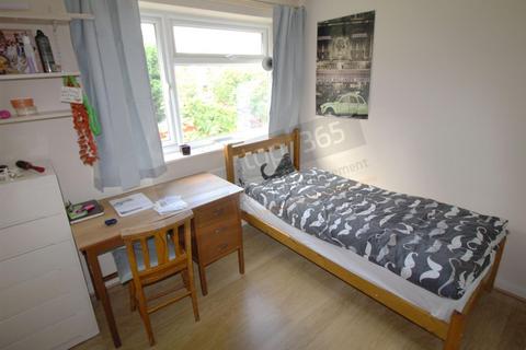 4 bedroom detached house to rent - *£130pppw Excluding* Ingham Grove, Lenton, Nottingham