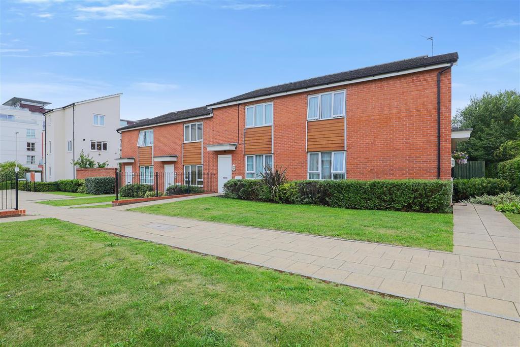 Watkin Road, Leicester 2 bed terraced house for sale £250,000