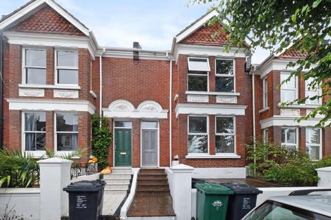 3 bedroom terraced house for sale - Edburton Avenue, Brighton