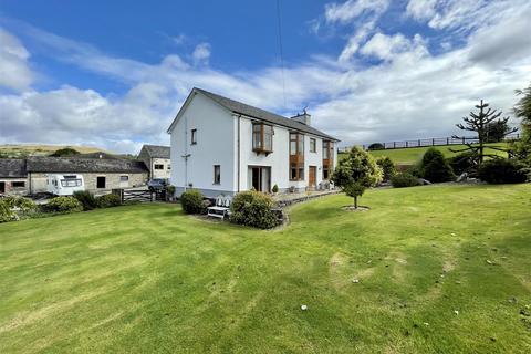 5 bedroom property with land for sale - Crugybar, Llanwrda