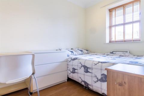 2 bedroom apartment to rent - Middleton Court, Jesmond
