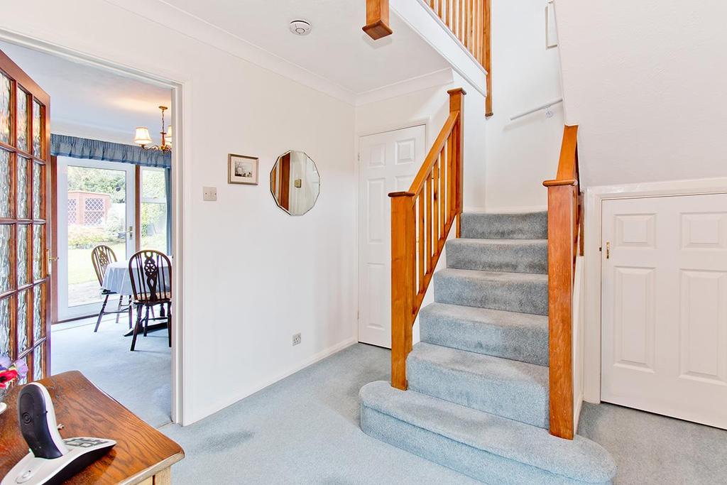 Trenches Road, Crowborough 4 bed detached house £575,000