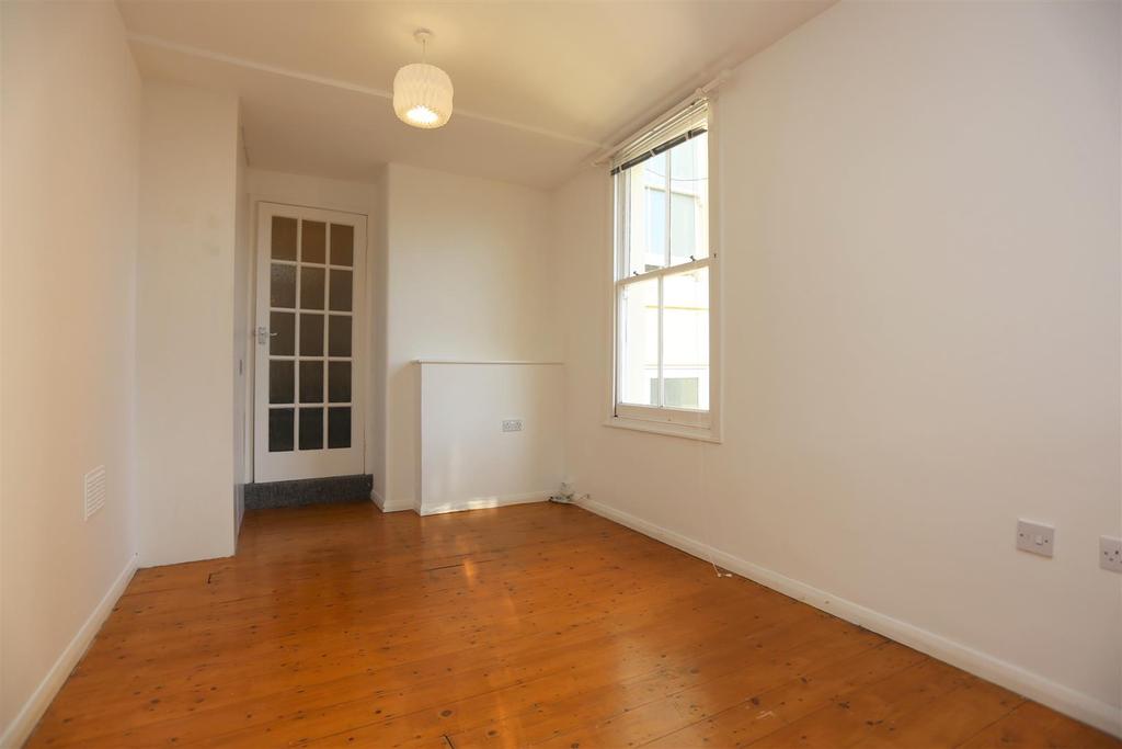 Havelock Road, Brighton Studio £795 pcm (£183 pw)