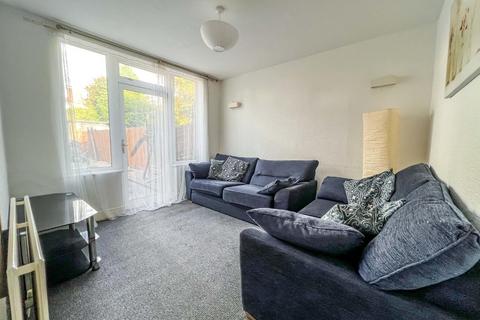 34 Beaumont Crescent, Coventry, CV6 1AJ