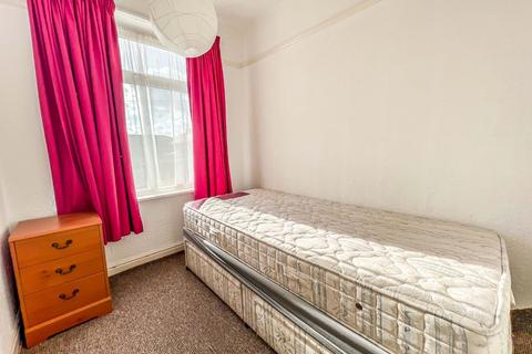 34 Beaumont Crescent, Coventry, CV6 1AJ