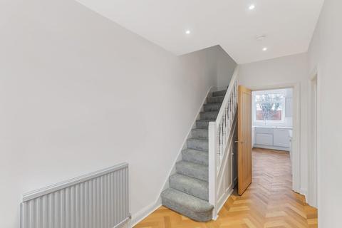 15 Blackthorne Drive, London, E4 6LR
