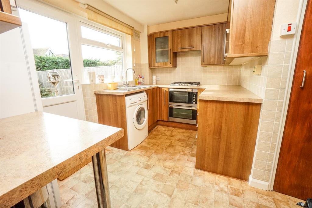 Abbotsfield Close, Hastings 3 bed semidetached house £325,000