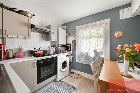 2 bedroom flat for sale, Bolton Road, Harlesden, London, NW10