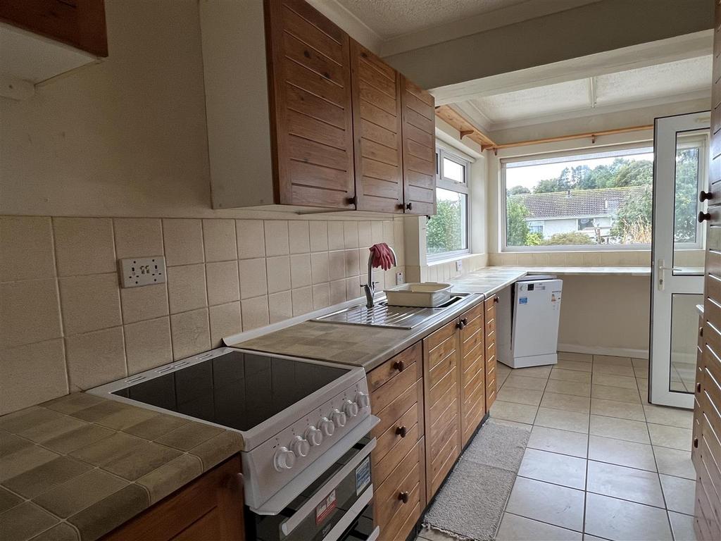 Whieldon Road, St. Austell 2 bed semidetached bungalow for sale £275,000