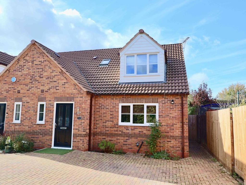 The Roundhills, Elmesthorpe 3 bed semidetached house £1,000 pcm (£