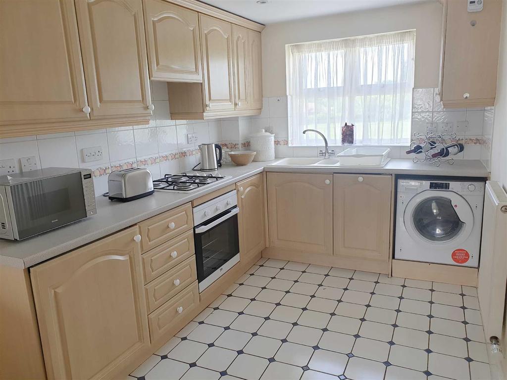 Arderne Place, ALDERLEY EDGE 2 bed flat £1,100 pcm (£254 pw)