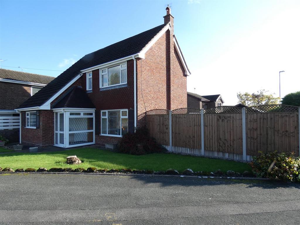Wedgwood Road, Cheadle, Stoke On Trent 3 bed detached house £259,950