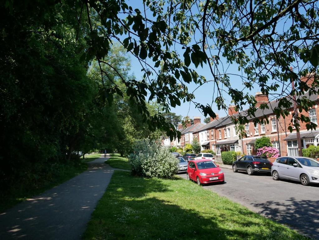 Sully Terrace