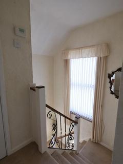 32 Beechwood Drive, Penarth, CF64 3QZ