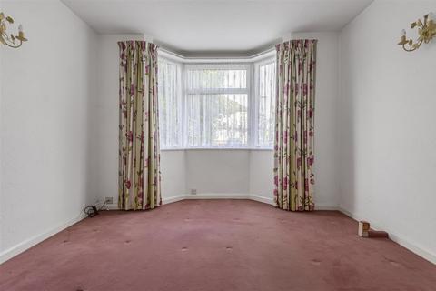3 bedroom semi-detached house for sale - Hillside Road, Surbiton