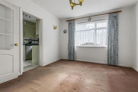 9 Hillside Road, Surbiton, KT5 8DR