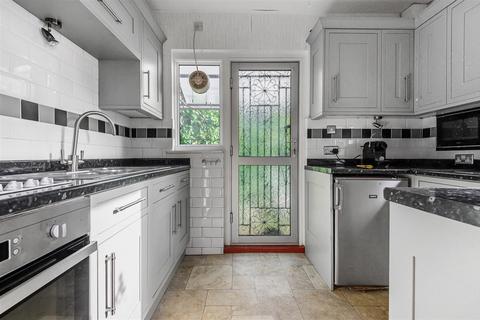 9 Hillside Road, Surbiton, KT5 8DR