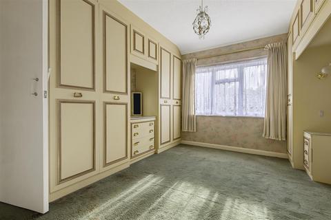 9 Hillside Road, Surbiton, KT5 8DR