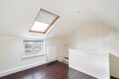 211 Bath Road, Stroud, GL5 3TA