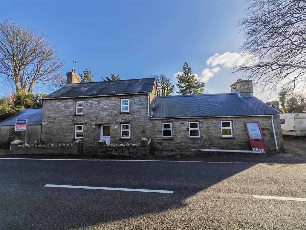 Crosswell, Crymych 4 bed detached house for sale £345,000