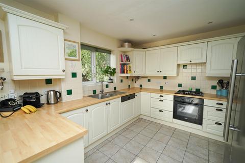 223 Castle Hill Road, Totternhoe, Dunstable, LU6 2BY