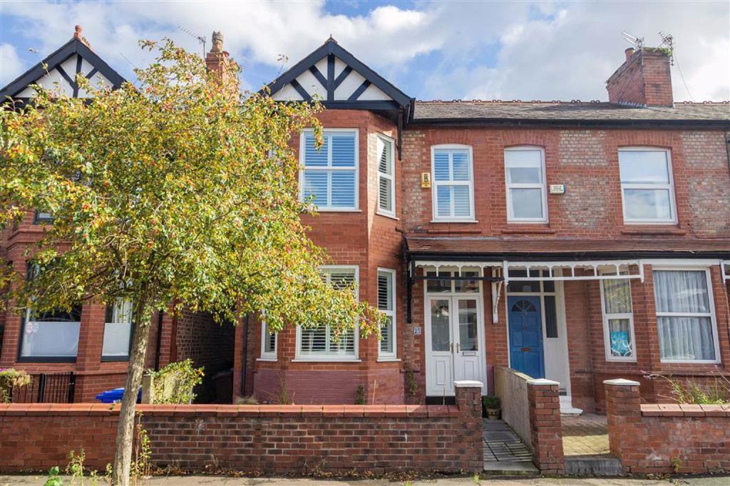 reynard-road-chorlton-green-4-bed-end-of-terrace-house-525-000