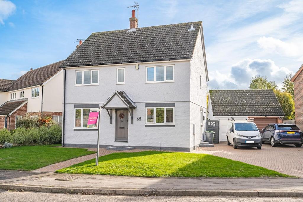 Godfrey Way, Dunmow 4 bed detached house for sale £550,000