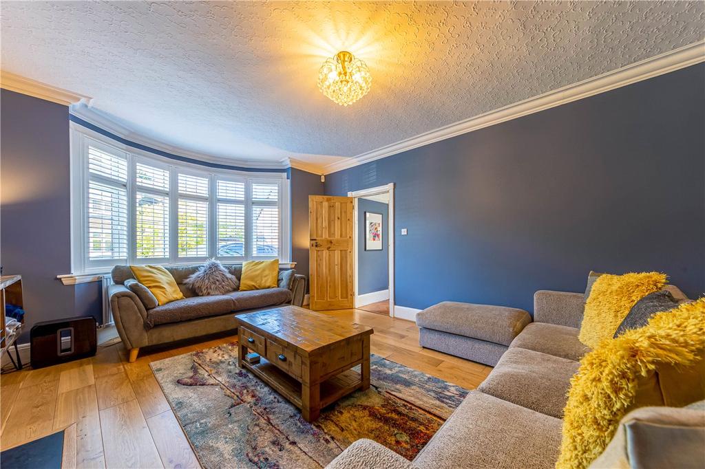 Ludlow Avenue, Luton, Bedfordshire 3 bed semidetached house £650,000