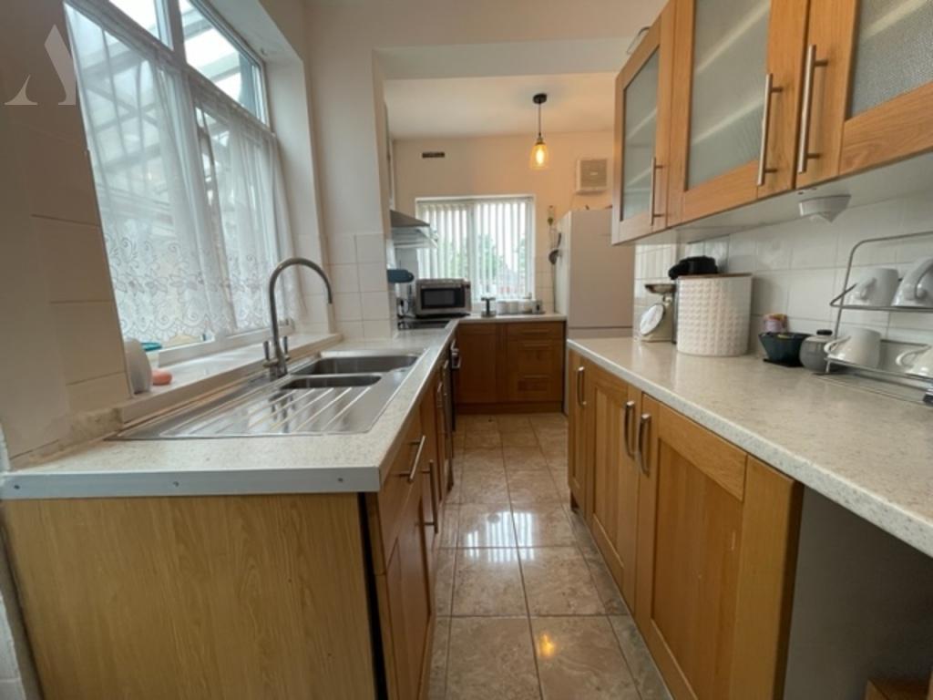 585 bromford lane kitchen