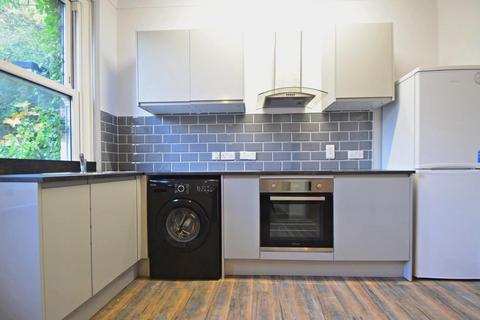 1 bedroom flat to rent, Bournemouth