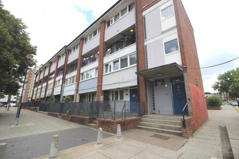 223 Villas Road, London, SE18 7PP