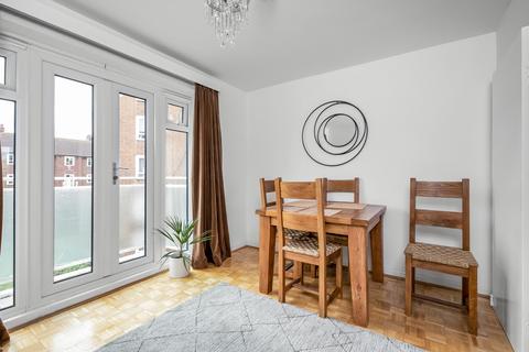 10 Bexley Road, Eltham, London, SE9 2NY