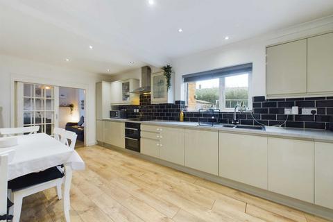 20 Abel Close, Hemel Hempstead, HP2 4BL