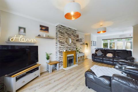 20 Abel Close, Hemel Hempstead, HP2 4BL